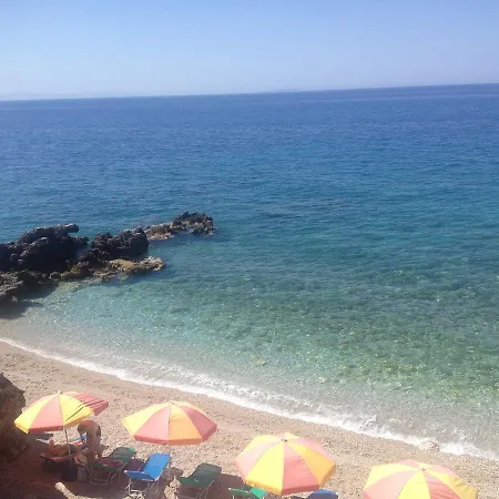 Toneda Seaside Chata Dhërmi