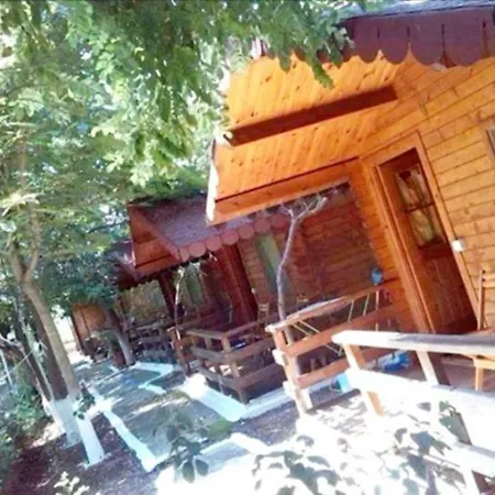 Toneda Seaside 山林小屋 Dhërmi